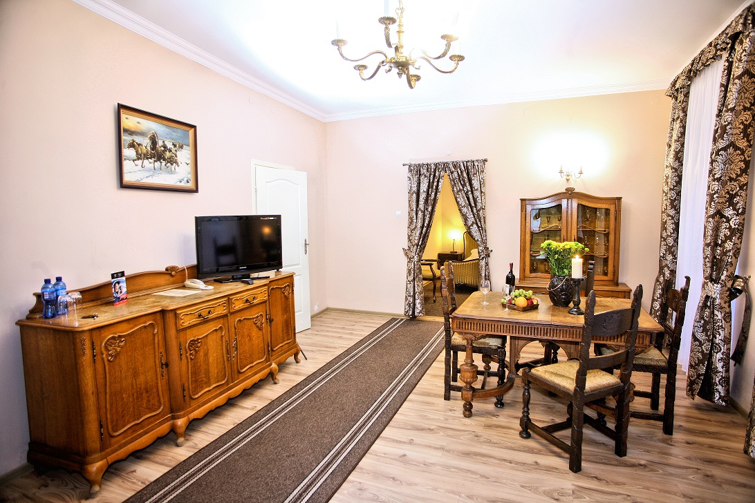 apartamenty i noclegi w Zamku Ksi - Wabrzych